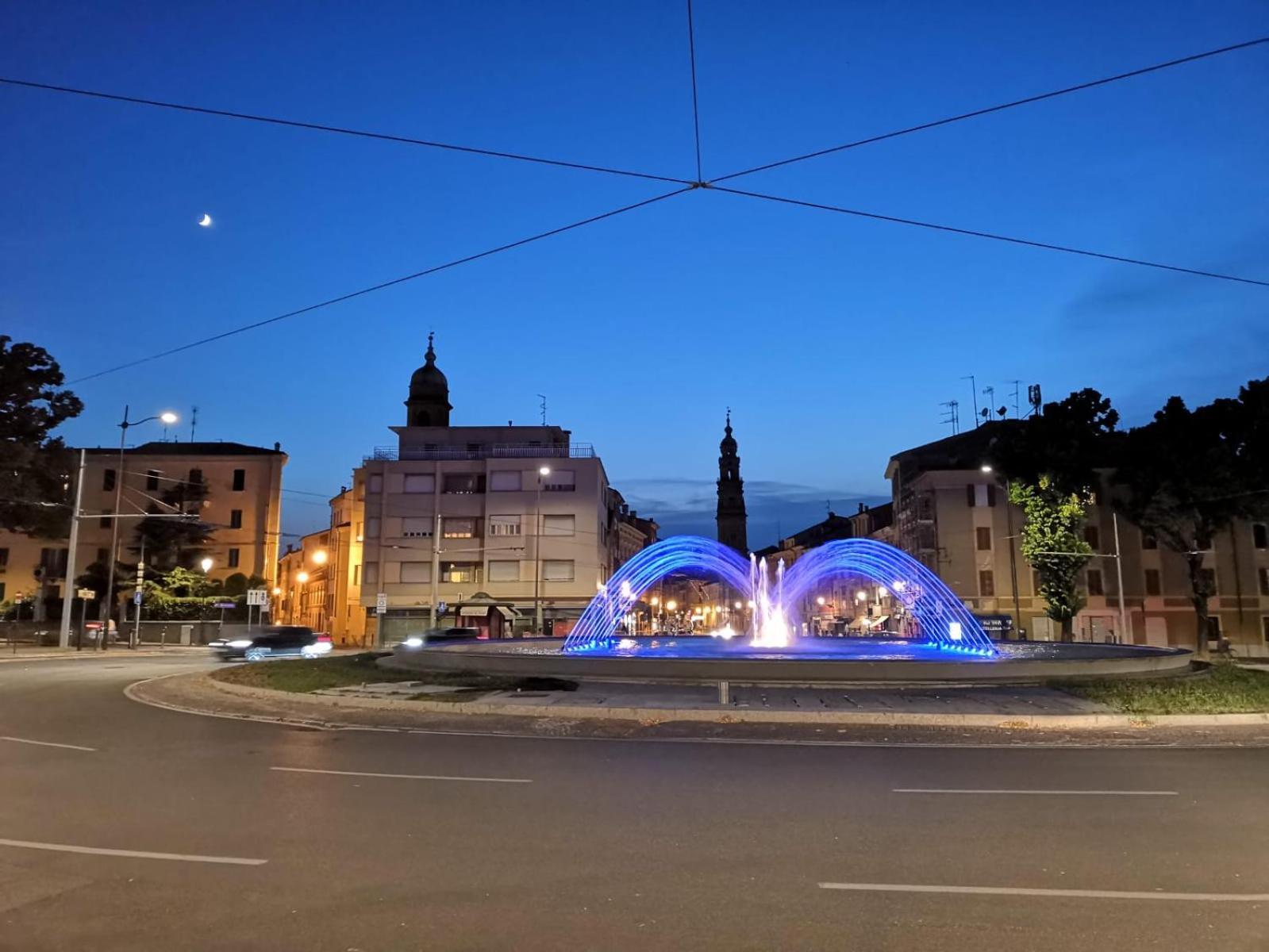 Appartamento Fontana Parma Exteriör bild